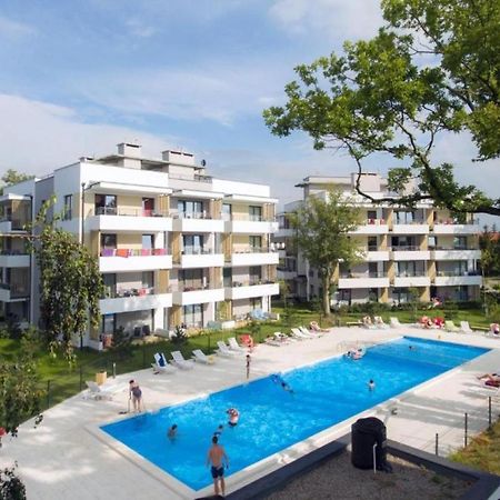 Apartament Turkus Na Rezydencji 尤斯托尼莫斯基 外观 照片